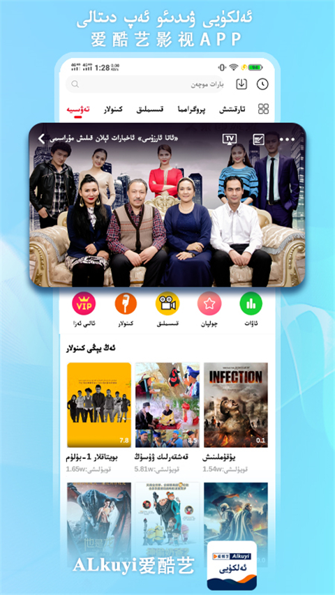 樱花雨中执伞漫步的汉服少女壁纸